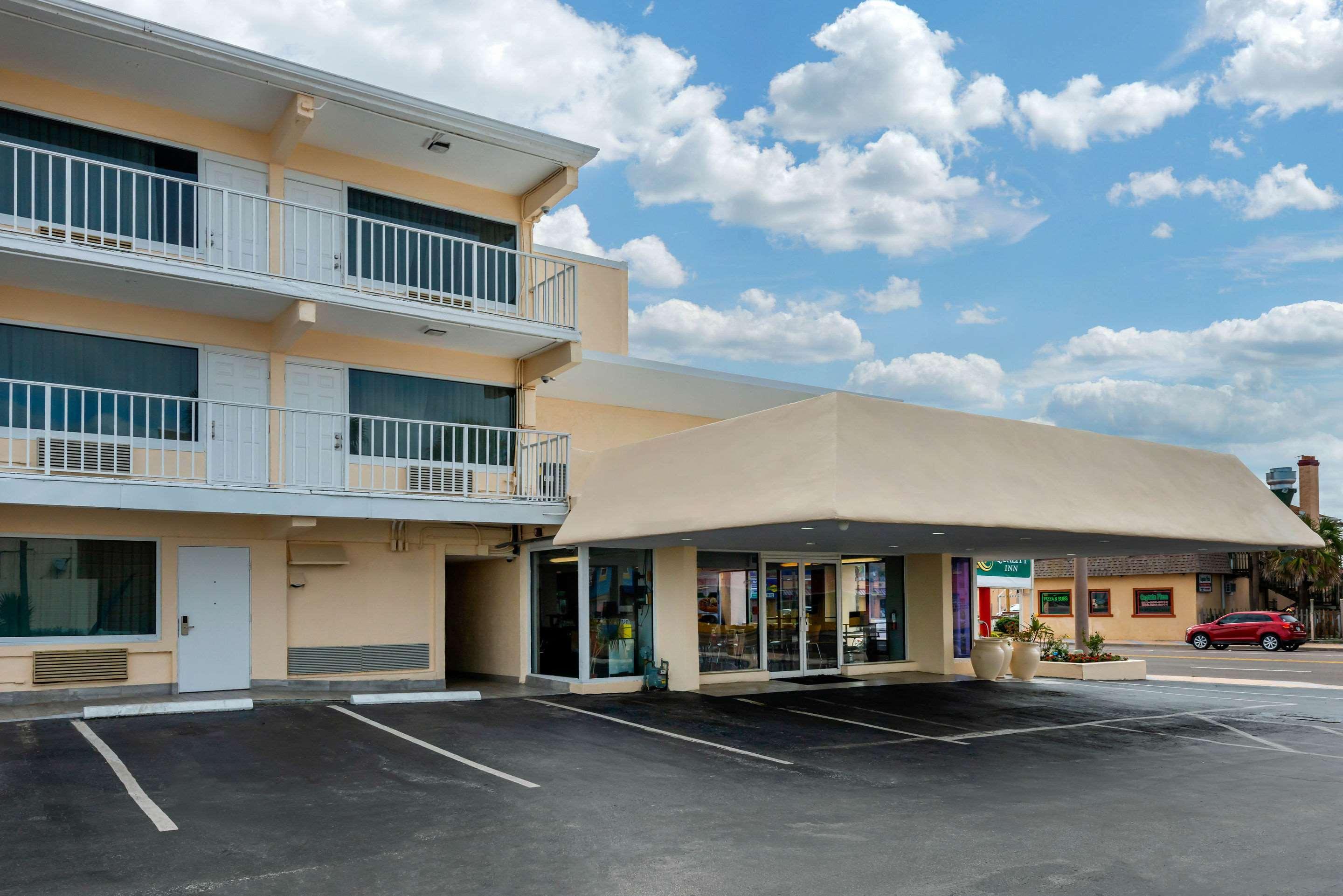 Quality Inn Daytona Beach Oceanfront Exteriör bild
